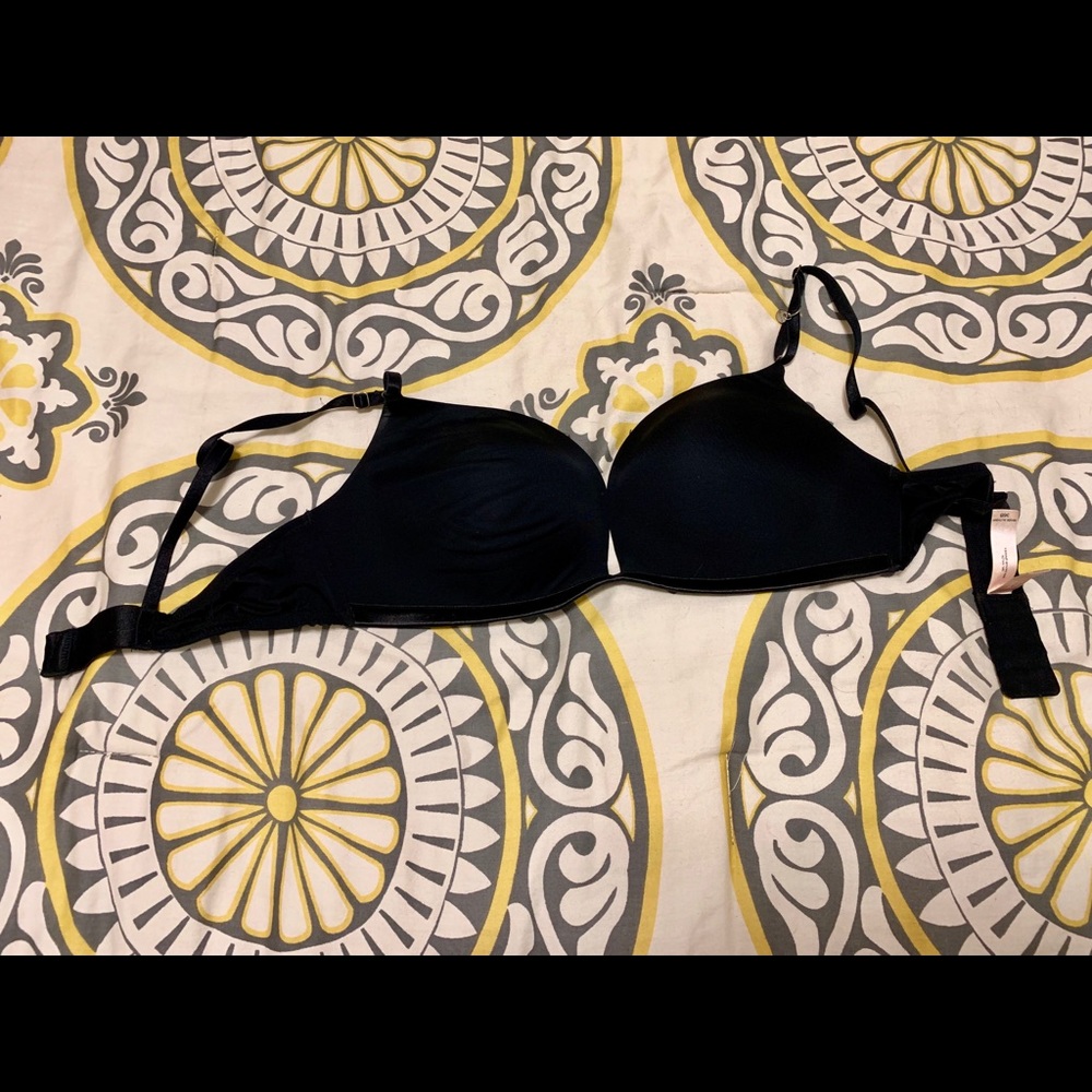 VS Black Bra 36B